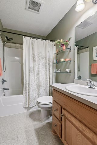 10346 Fallgold Parkway N, Brooklyn Park, MN 55443