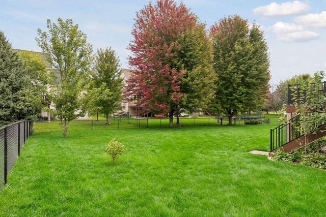 10346 Fallgold Parkway N, Brooklyn Park, MN 55443