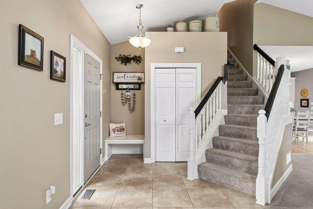 10346 Fallgold Parkway N, Brooklyn Park, MN 55443