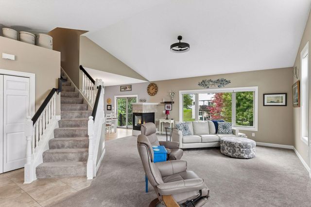 10346 Fallgold Parkway N, Brooklyn Park, MN 55443