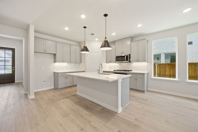 404 Brooklawn Avenue, Little Elm, TX 75068