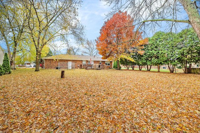 223 Pleasure Drive, Yorkville, IL 60560