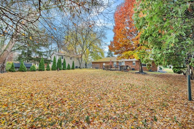 223 Pleasure Drive, Yorkville, IL 60560