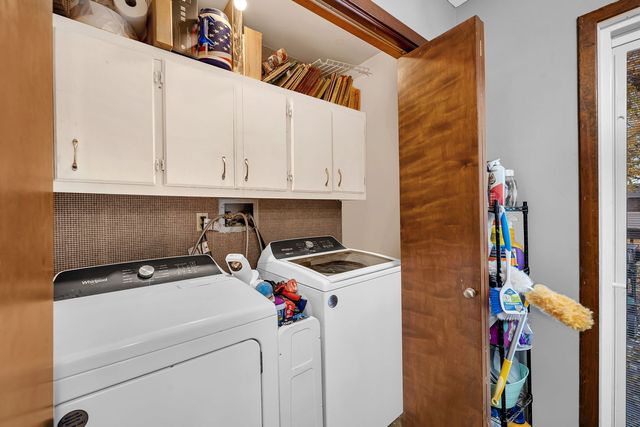 223 Pleasure Drive, Yorkville, IL 60560