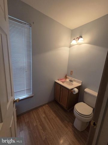 2 LIVE OAK DR, Quakertown, PA 18951