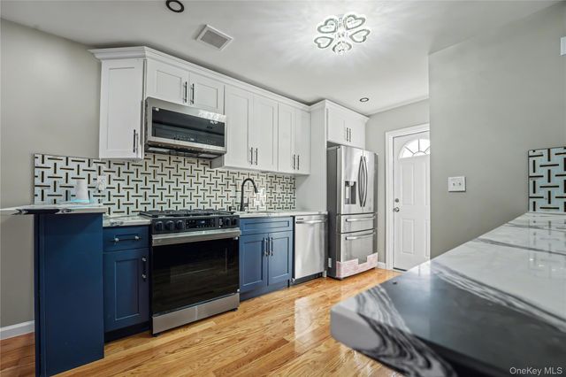 94-42 113th Street, Richmond Hill, NY 11419