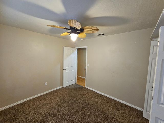 1140 Locust St, Gridley, CA 95948