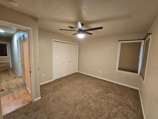 1140 Locust St, Gridley, CA 95948