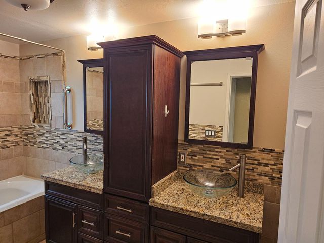 1140 Locust St, Gridley, CA 95948