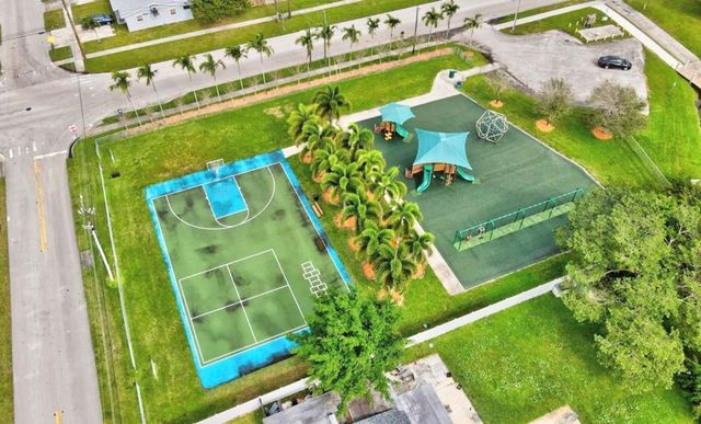 6550 Winfield Boulevard 105, Margate, FL 33063