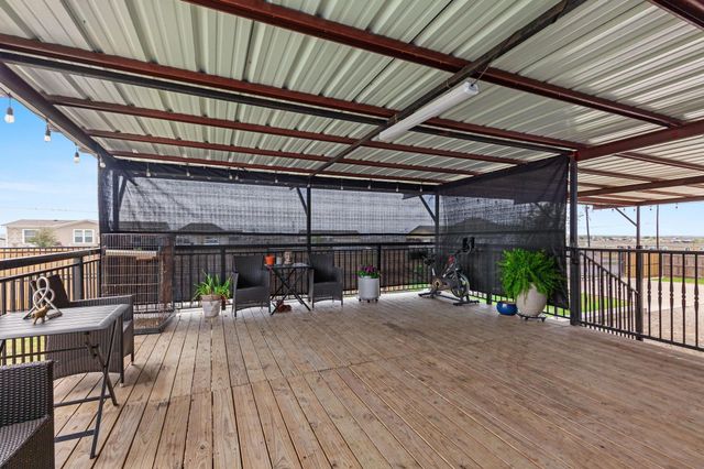 122 Kelp Gull DR, Del Valle, TX 78617