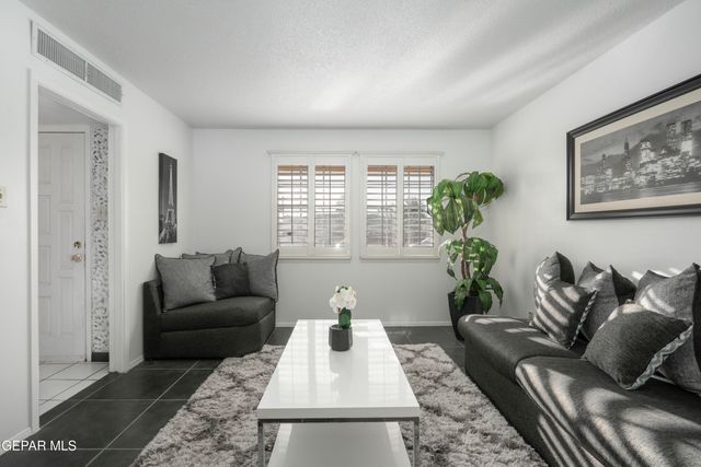 308 CORAL HILLS Road, El Paso, TX 79912