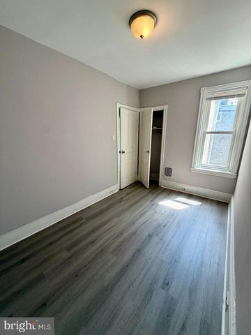 2555 N HOLLYWOOD ST, Philadelphia, PA 19132