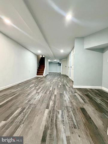 2555 N HOLLYWOOD ST, Philadelphia, PA 19132