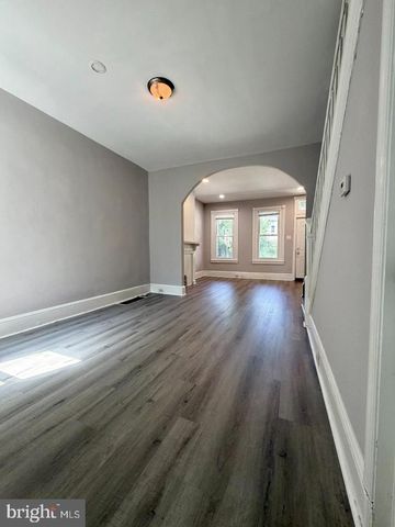 2555 N HOLLYWOOD ST, Philadelphia, PA 19132