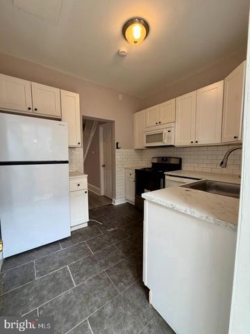 2555 N HOLLYWOOD ST, Philadelphia, PA 19132