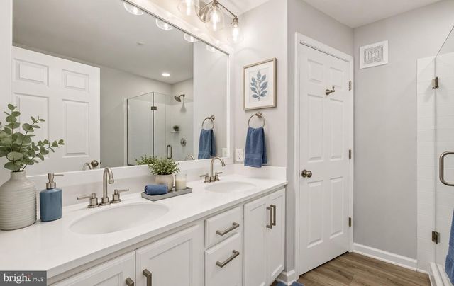 5980 KIMBERLY ANNE WAY, Alexandria, VA 22310
