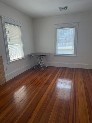 238 Farringtin St 0, Quincy, MA 02170