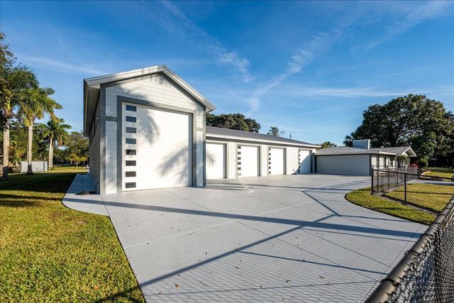 4418 Pressler Ln, Fort Pierce, FL 34982