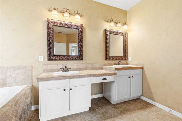 1401 Big Falls Drive, Flower Mound, TX 75028