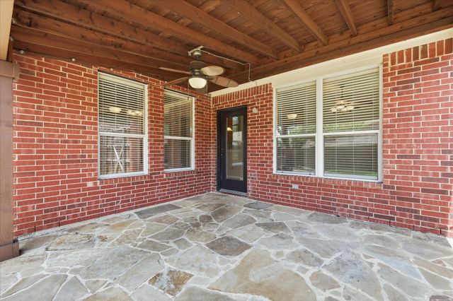 1401 Big Falls Drive, Flower Mound, TX 75028