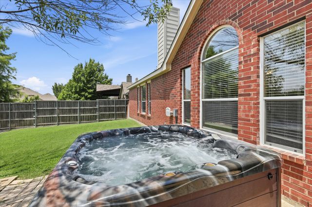 1401 Big Falls Drive, Flower Mound, TX 75028
