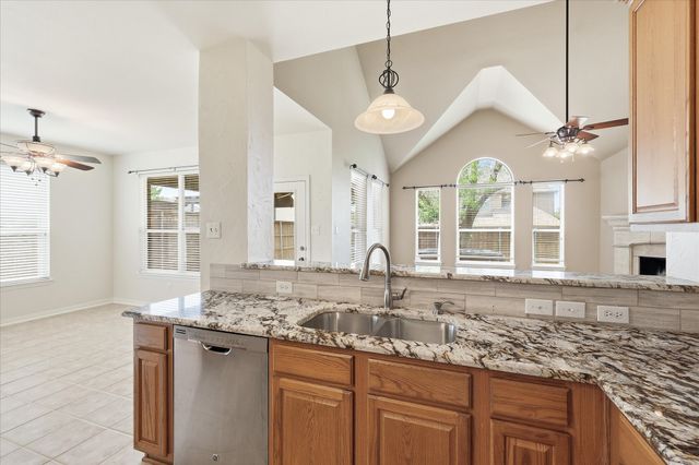 1401 Big Falls Drive, Flower Mound, TX 75028