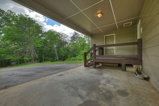 281 Pantertown Circle, Mineral Bluff, GA 30559