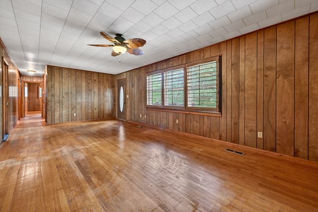 281 Pantertown Circle, Mineral Bluff, GA 30559