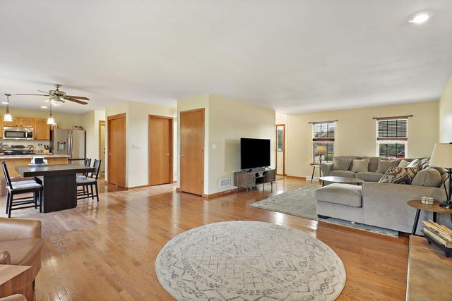 6532 Kingsview DRIVE, Mount Pleasant, WI 53406