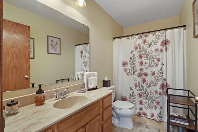 6532 Kingsview DRIVE, Mount Pleasant, WI 53406
