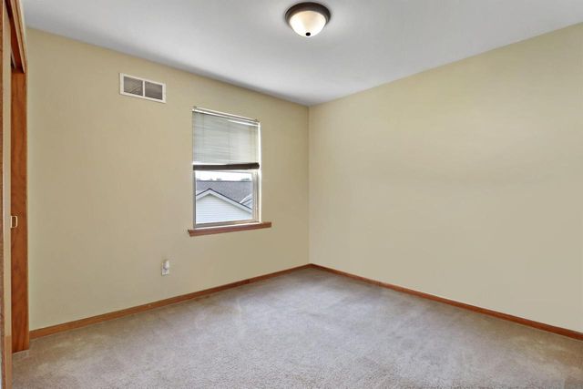 6532 Kingsview DRIVE, Mount Pleasant, WI 53406