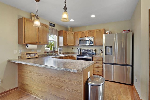 6532 Kingsview DRIVE, Mount Pleasant, WI 53406