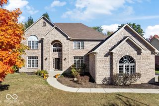 4873 Austin Trace, Zionsville, IN 46077
