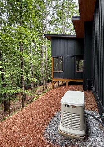 558 Poplar Crest Drive, Pisgah Forest, NC 28768