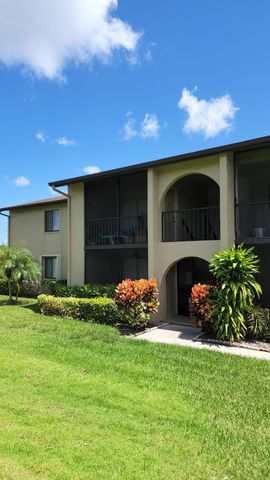 527 Shady Pine Way C1, Greenacres, FL 33415