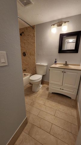 527 Shady Pine Way C1, Greenacres, FL 33415