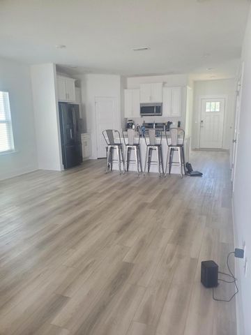 157 Blooming Cove, Crestview, FL 32539