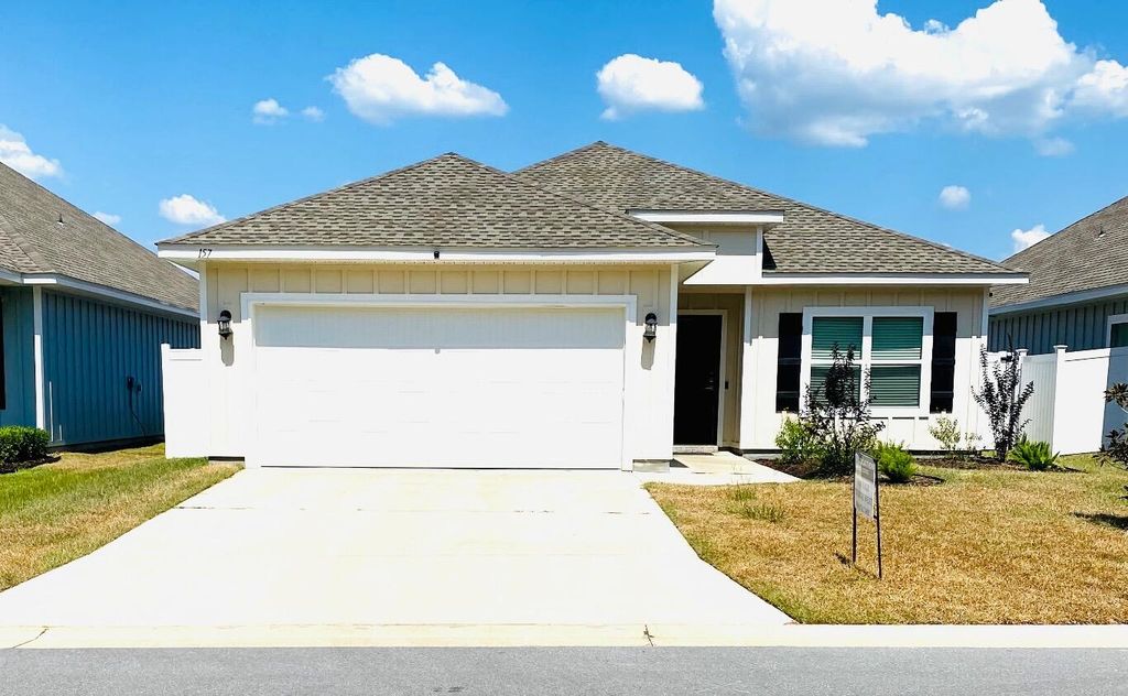 157 Blooming Cove, Crestview, FL 32539