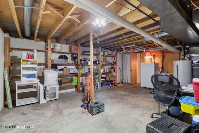 6212 Big Ben Dr, Louisville, KY 40291