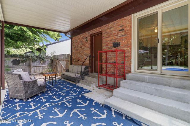 6212 Big Ben Dr, Louisville, KY 40291