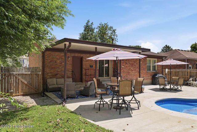 6212 Big Ben Dr, Louisville, KY 40291