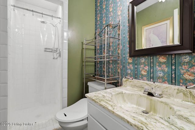6212 Big Ben Dr, Louisville, KY 40291