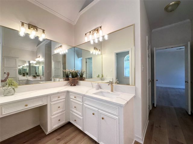 2804 Cypress Village Drive, Benton, LA 71006