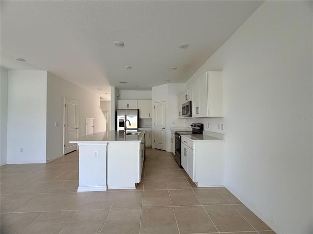 2397 PARAVANE WAY, Wesley Chapel, FL 33543