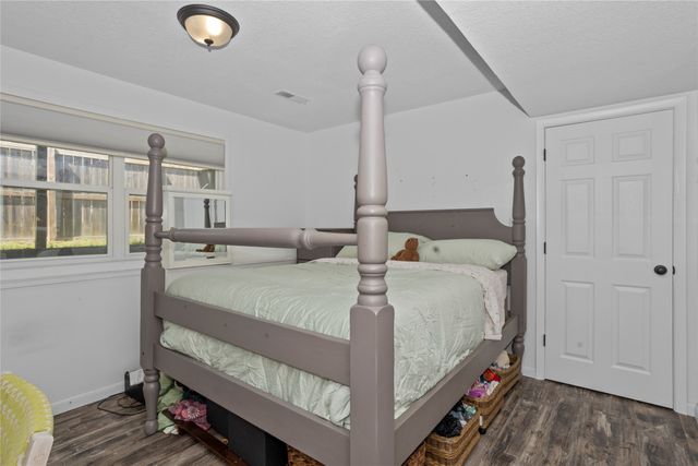 1422 19th Street, West Des Moines, IA 50265