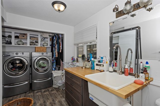 1422 19th Street, West Des Moines, IA 50265