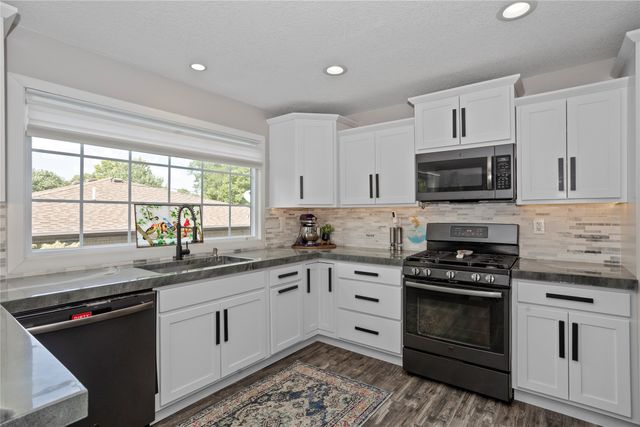 1422 19th Street, West Des Moines, IA 50265