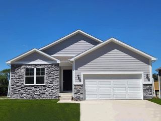 3495 Azalea Drive, Waukee, IA 50263