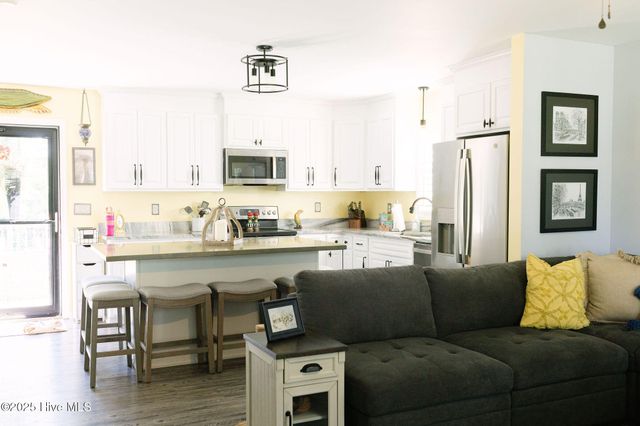 418 Durwood Evans Road, Beulaville, NC 28518